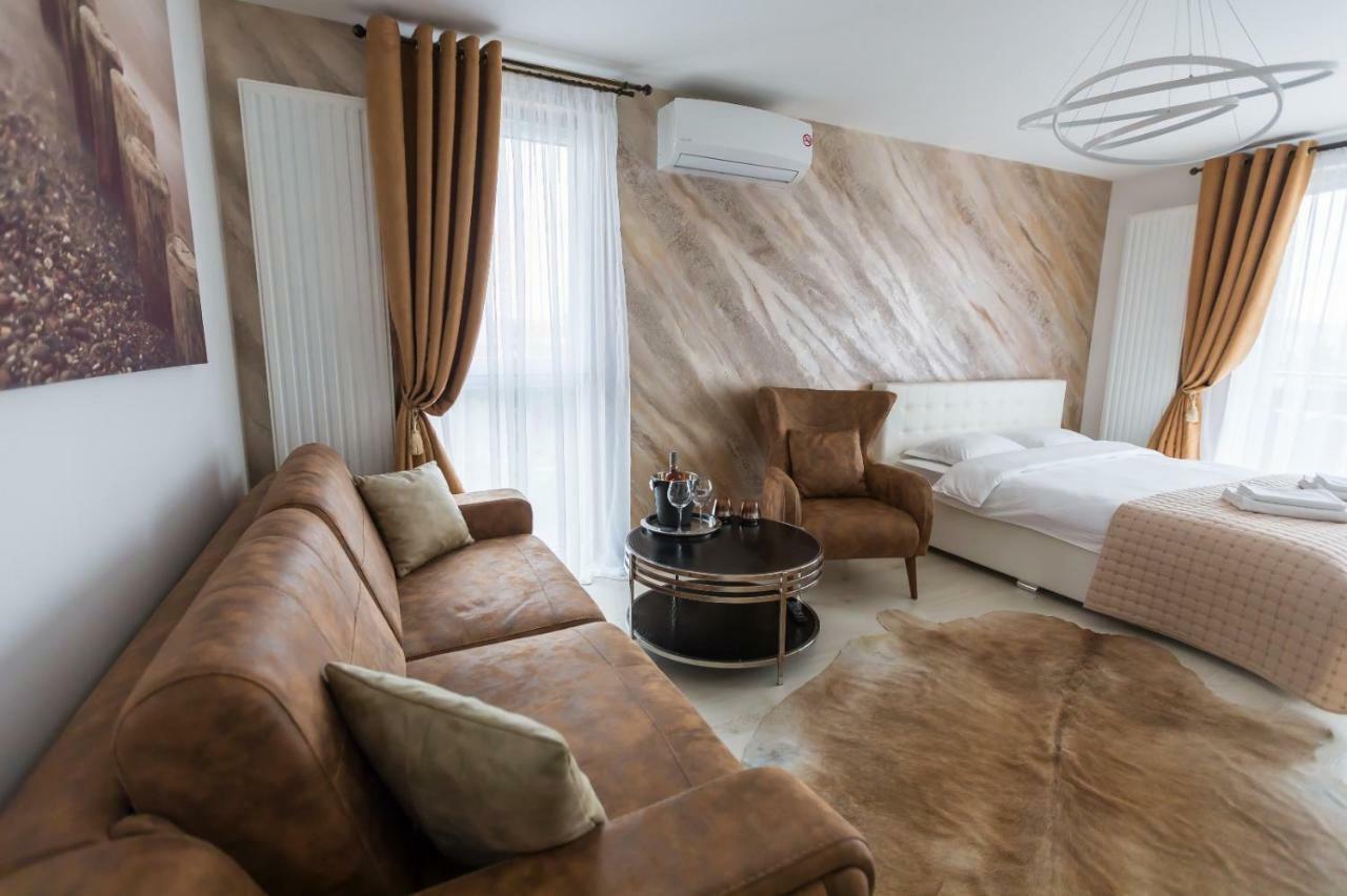 Apartment Alonisos Lux Braşov Exterior foto