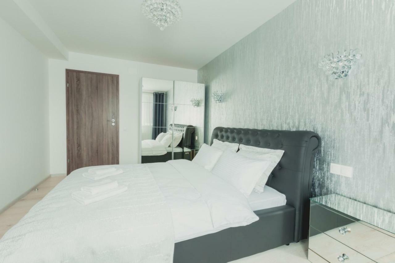 Apartment Alonisos Lux Braşov Exterior foto